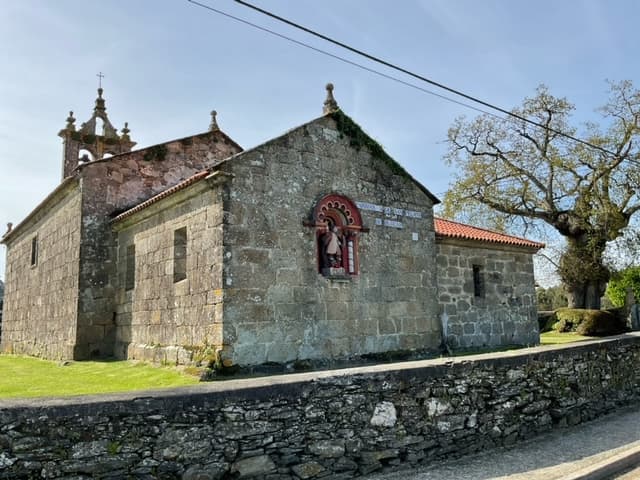 House for tourist use in Ordes