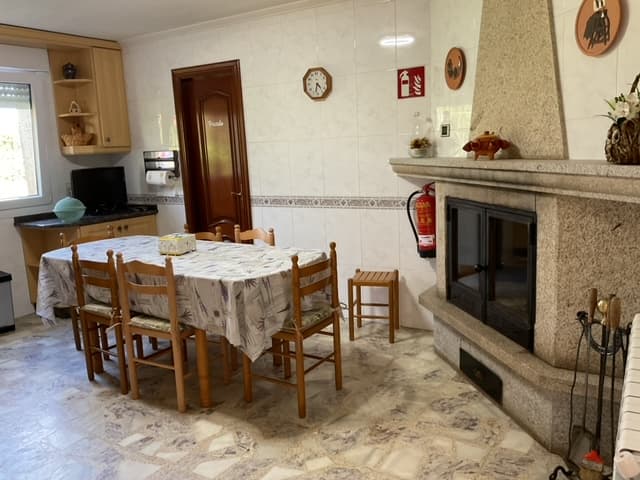 House for tourist use in Ordes